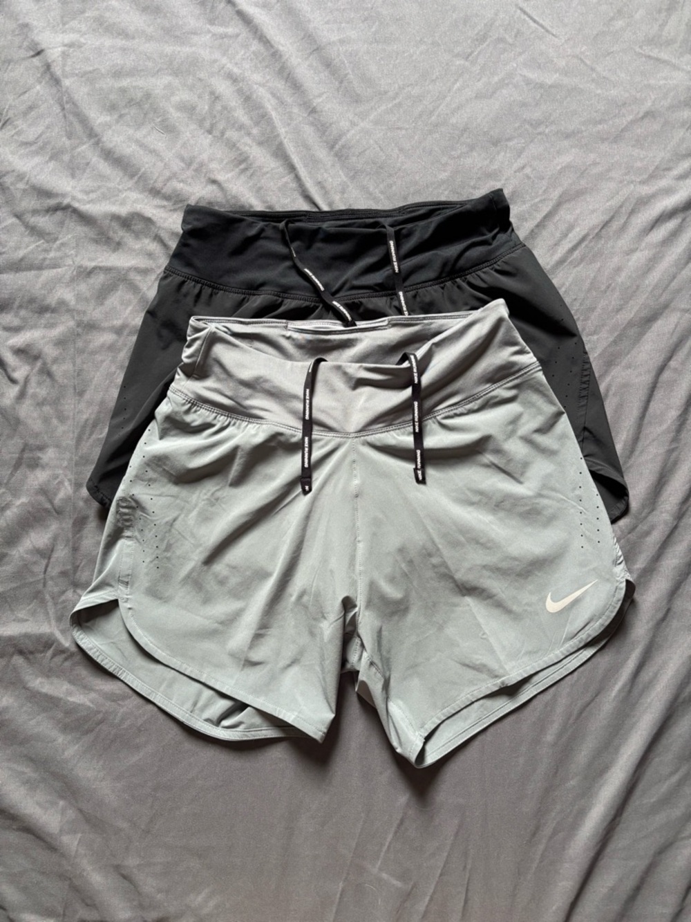 2 pair Nike Eclipse Dri-Fit Shorts 5” Size Small Gray and Black - Picture 4 of 12